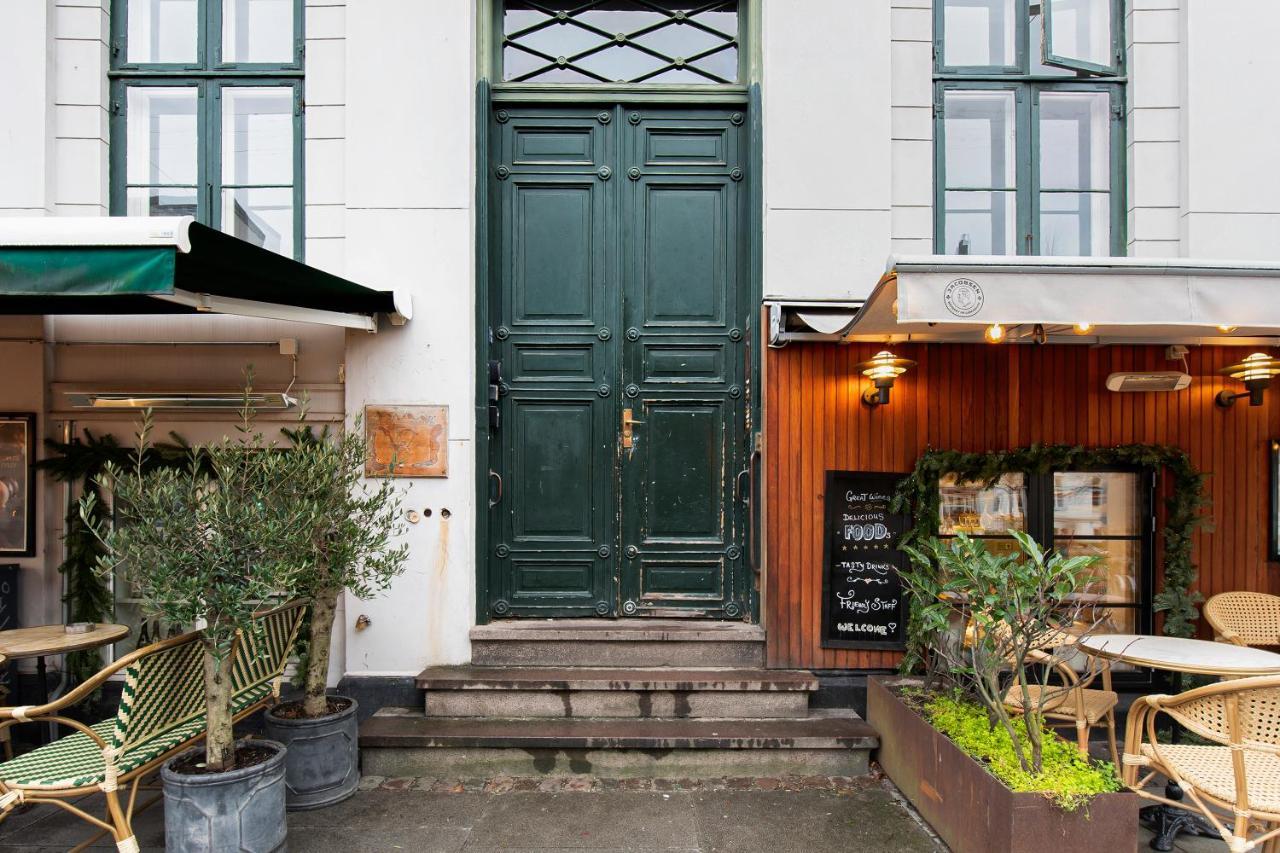 Sanders Square - Spacious Six-Bedroom Apartment Near Amalienborg Copenhaga Exterior foto